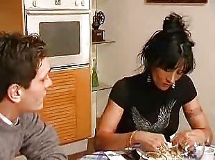 Senas, Čiulpimas, Spermos šūvis, Mama, Jaunimas (18+), Italai, Senesnis, Senas ir jaunas