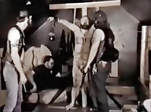 Ekstremalu, Gėjus, Vintažas, Klasikinis, Bdsm, Grupinis seksas, Retro, Plekšnojimas