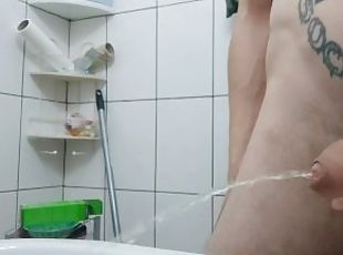 Pissing close pov