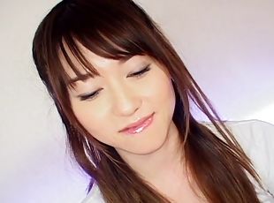 Japanese beauty Shiori is poking her shaved pussy on the cam