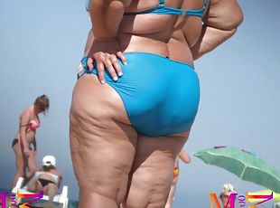 BBWS Delicious At The Beach Voyeur Porn