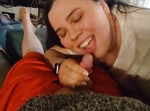 Netflix and Chill Blowjob - She Came Over to Suck Dick!