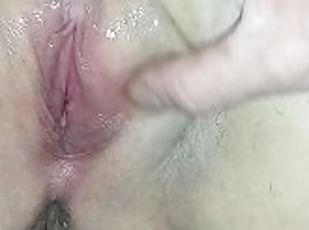 Daddy fucking this fat pussy