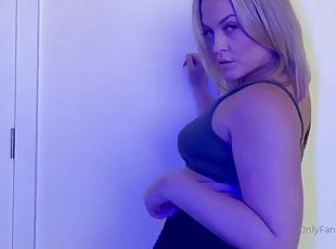 Alexis Texas - Butt Plug