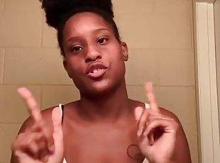 Busty black youtuber gets her nipples pierced