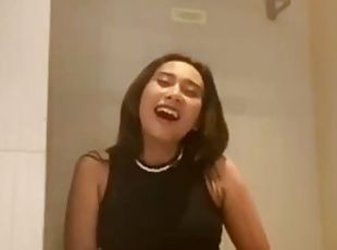 Indonesian Instagram celebrity likes to masturbate in the bathroom