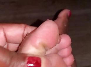 Anyone has a foot fetish? My feet is peeling