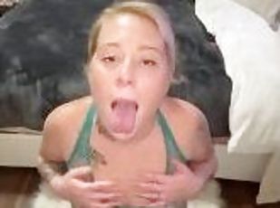 I drink his pee then let him fuck me in my ass (ONLYFANS @blondie_dread)